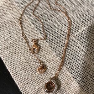 Elegant Rose Gold Pendant Necklace